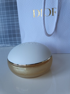 Dior tooted (parfüüm, näo- ja kehahooldus, meik) (2 foto / 8)