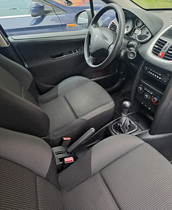 Müüa Peugeot 207 (5 foto / 6)