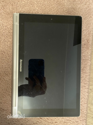 Lenovo Yoga Tablet 10 B8000 (фото #3)