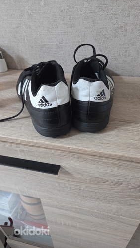 Adidase jalgpallisaapad