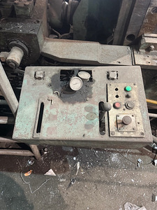 BA-1330 Hüdrauliline press vanametalli ja jäätmete pressimis (5 foto / 9)