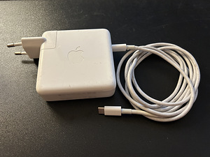Apple MacBook Pro 2017 15" i7, 16Gb, 256GB (A1707) (4 foto / 4)