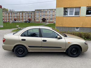 Nissan almera (3 foto / 8)