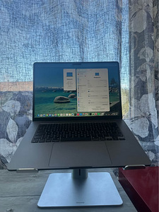 Macbook Air M2 15” (1 фото из 3)