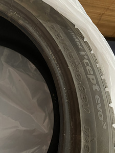 Зимняя резина HANKOOK KINERGY 4S2 (H750) 215/45R18 89Y M+S (8 foto / 9)