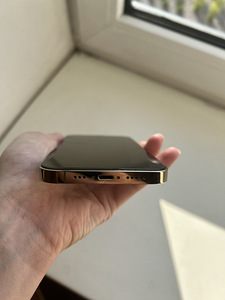 Apple iPhone 12 Pro 128 ГБ (3 фото из 8)