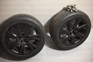 Диски Audi + зимние шины R17 (3 фото из 9)