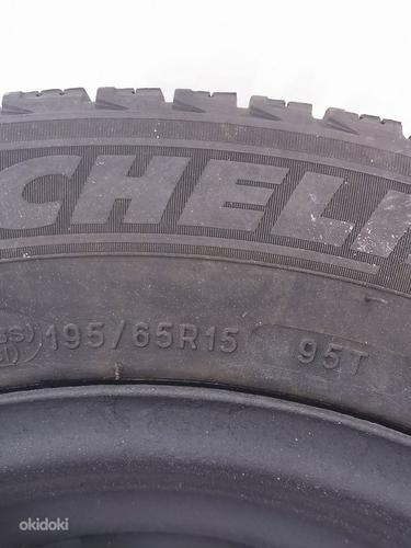 Пластинчатые шины Michelin X-Ice на жестяных дисках Ford 15 дюймов (фото #3)