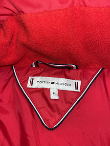 Talve jope Tommy Hilfiger (6 foto / 6)
