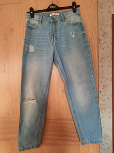 Stradivarius mom jeans, 36 (1 foto / 1)