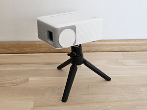 AKIYO Mini Led ПРОЕКТОР (1 фото из 3)