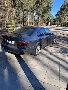 BMW 530 (1 фото из 13)