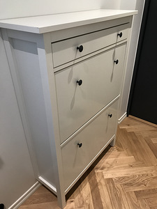 Hemnes IKEA jalatsikapp 2-osaline (1 foto / 4)