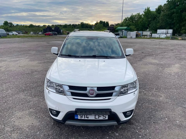 Müüa Fiat Freemont 2015
