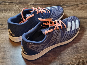 Adidas aerobouce PR WCG4647 naiste jooksujalatsid! (5 foto / 10)
