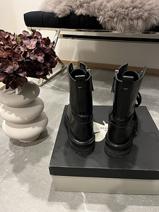 Сапоги MaxMara размер 38 (3 фото из 4)