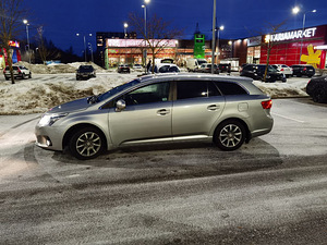 Toyota Avensis LPG (5 foto / 13)