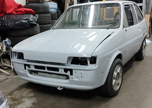 Ford fiesta projekt (4 foto / 8)