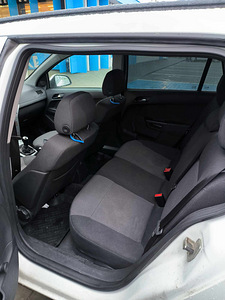 Opel astra 2011 дизель (6 фото из 6)