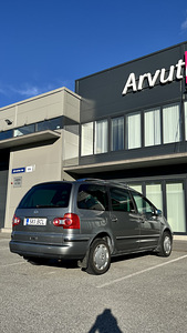 Volkswagen Sharan 1.9tdi automaat (5 foto / 13)