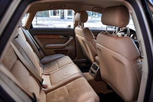 Audi A6 C6 (136 тыс км) 3.2 бензин (9 фото из 14)