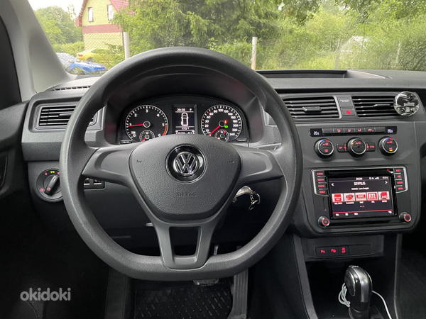 Volkswagen Caddy MAXI 2.0 75kW (фото #6)