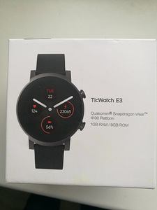 TicWatch E3 (4 foto / 4)