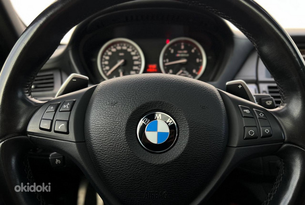 BMW X6 M50 (фото #7)