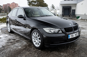 BMW 325 2.5 160kW (1 foto / 14)
