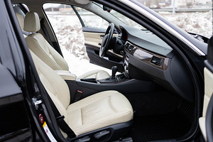 BMW 325 2.5 160kW (9 foto / 14)
