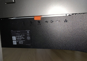 Dell U2721DE UltraSharp 27" Monitor - 2560x1440 IPS (4 foto / 4)