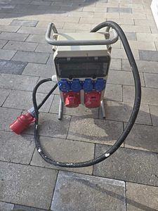 Ehitusaegne elektrikilp (2 foto / 2)