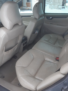 Volvo V70 (6 фото из 8)