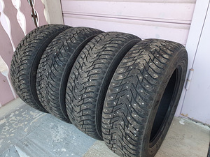 Naastrehvid 205/60 R16 Hakkapeliitta 8 run flat - 4tk (1 foto / 3)
