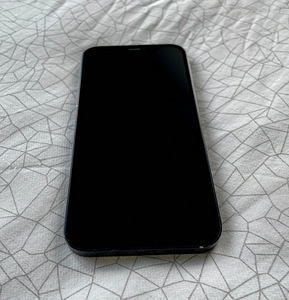 iPhone 12 128GB Black (2 foto / 6)