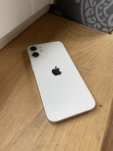 Apple iPhone 12 Mini 64GB White (3 foto / 6)