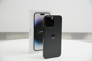 Apple iPhone 14 Pro Max 128GB Space Gray (2 foto / 6)