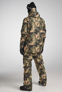 Suusa/lumelaua jope COLOURWEAR (2 foto / 5)