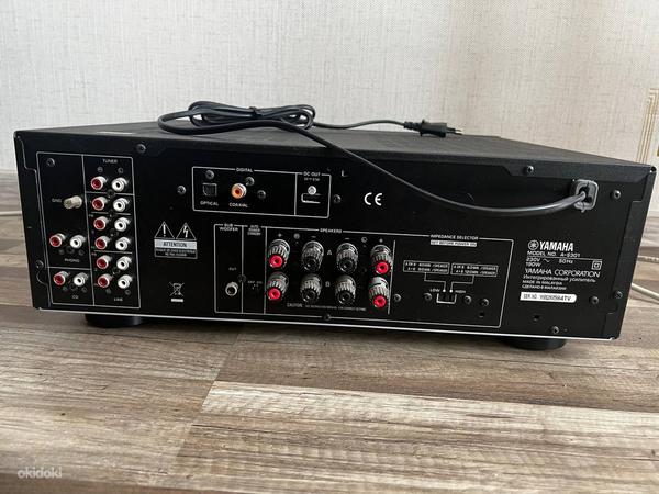 Yamaha A-S301 Stereo Full Amplifier with D/A Converter Black (foto #1)