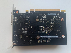 MSI GeForce GT 1030 AERO ITX 2 GB (5 foto / 9)
