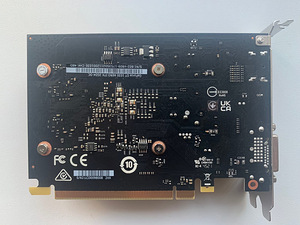 MSI GeForce GT 1030 AERO ITX 2 GB (6 foto / 9)