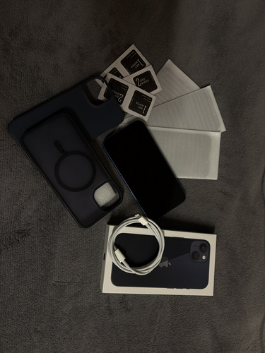 iPhone 13 128GB (Blue)