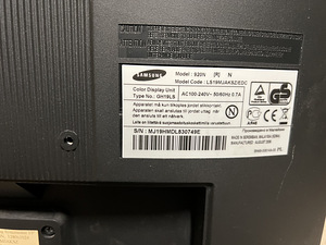 Monitor Samsung 19 (2 foto / 2)