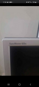 Монитор SAMSUNG (2 фото из 3)