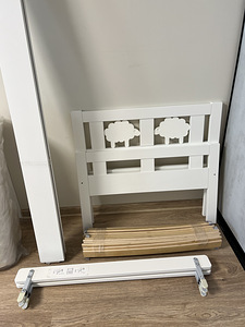 Lastevoodi Ikea Kritter + madrats Underlig + piirded (5 foto / 8)