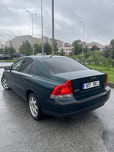 Volvo s60 2.4 manual (3 foto / 8)