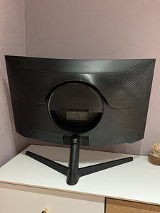 Samsung monitor (3 foto / 8)