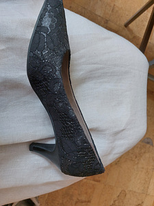 Mustad kingad (2 foto / 2)