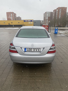 Мерседес-Бенц S320 (3 фото из 10)