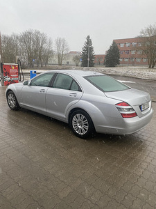 Мерседес-Бенц S320 (4 фото из 10)